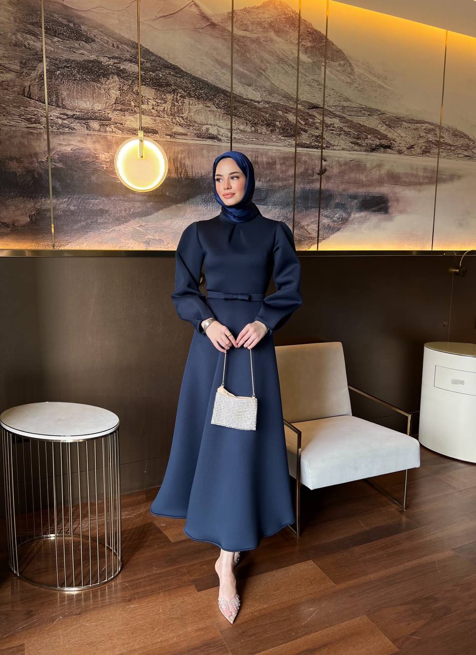 long_sleeves dress